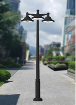 Stalp de iluminat modern pentru gradina echipat, 3.3ml, 3 brate, E40, Fumagalli, EcoVivi 400, Ektor 3000