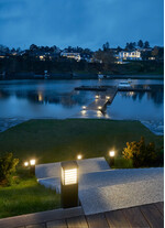 Stalp de iluminat ornamental pentru gradina echipat, negru, 0.26ml, LED, 10.5W, 3000K, dimabil, Norlys, Halmstad