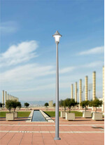 Stalp de iluminat stradal modern echipat, 5.3ml, E27, 50W, 4000K, Fumagalli, Remo 500, Akille 4500